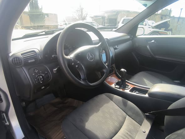 مرسيدس c220 2003 - صورة 5