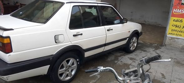 فولكس فاجن جتا 1992 - صورة 3