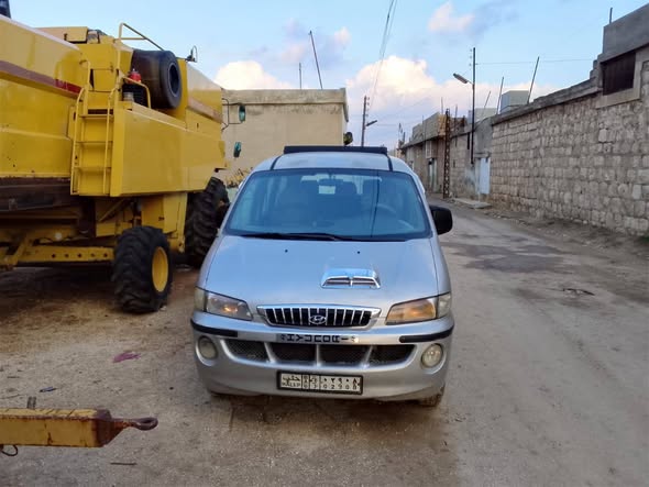 هيونداي H100 2002 - صورة 2