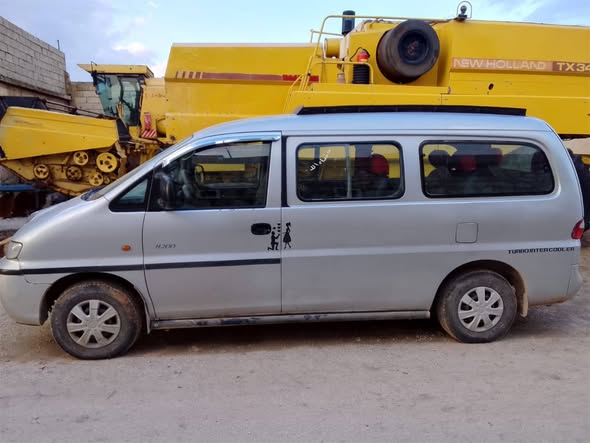 هيونداي H100 2002 - صورة 3