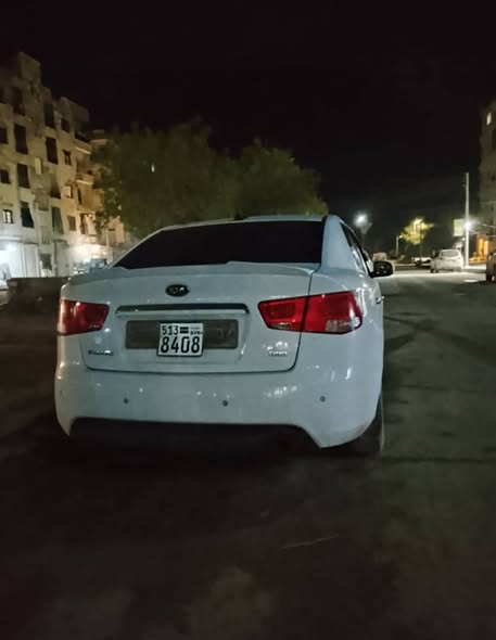 كيا فورتي 2011 - صورة 2