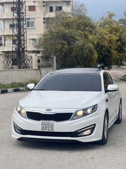 كيا K5 2011 - صورة 2