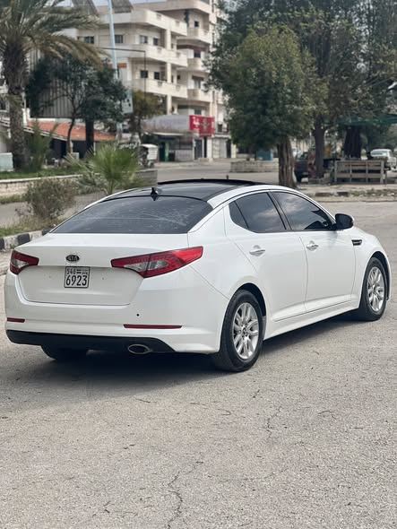 كيا K5 2011 - صورة 5