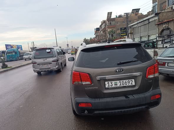 كيا سيرانتو 2011 - صورة 2