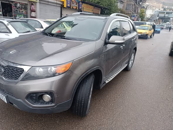 كيا سيرانتو 2011 - صورة 3