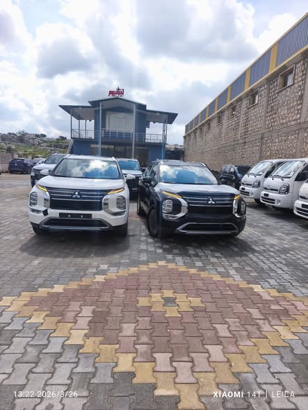 مستوبيشي اوت لاندر 2026 - صورة 1