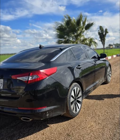 كيا اوبتيما 2012 - صورة 4