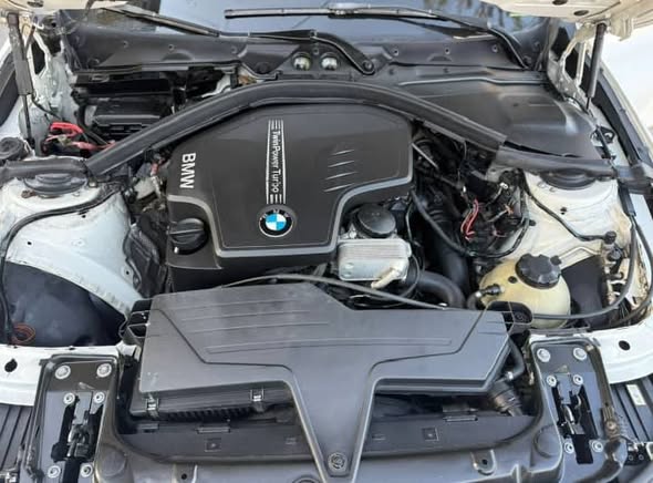 bmw 320 2013 - صورة 4