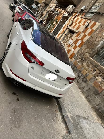 كيا اوبتيما 2011 - صورة 3