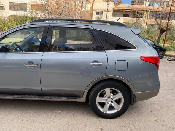 هيونداي فيريكروز 2008 - صورة 4