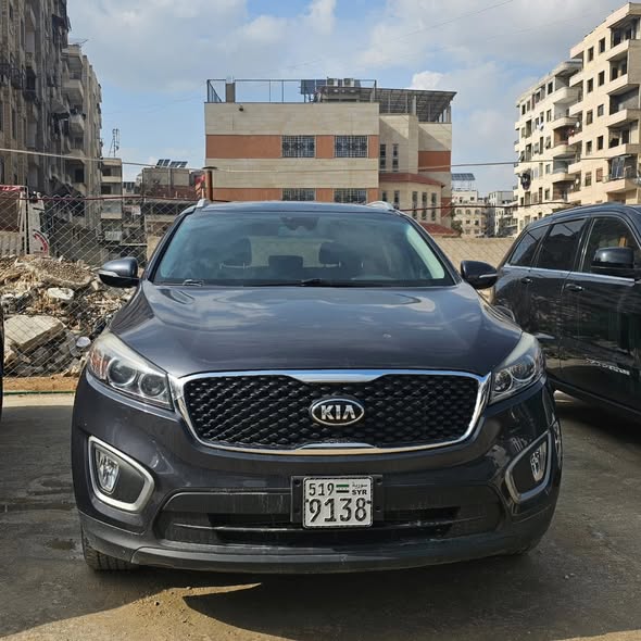 كيا سيرنتو 2016 - صورة 1
