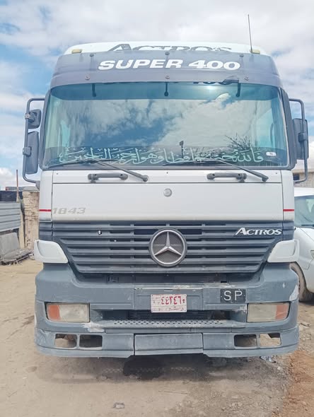 مرسيدس أكتروس 2000 - صورة 3