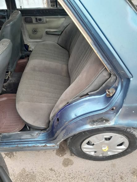 ميتسوبيشي لانسر 1983 - صورة 5