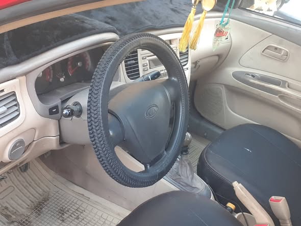 كيا ريو 2010 - صورة 4