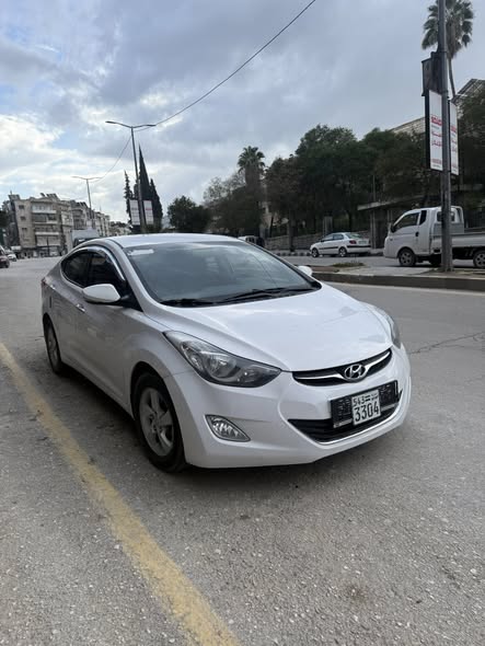 Hyundai افانتي 2014 - صورة 3