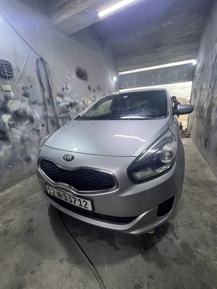 كيا كارنز 2015 - صورة 4