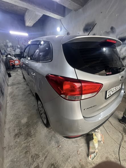 كيا كارنز 2015 - صورة 5