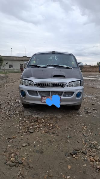 هيونداي H100 2002 - صورة 5