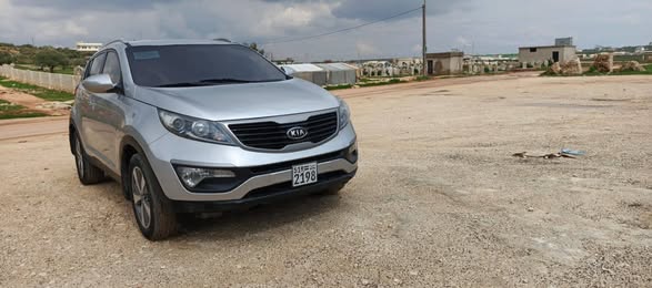 كيا سبورتاج 2011 - صورة 3