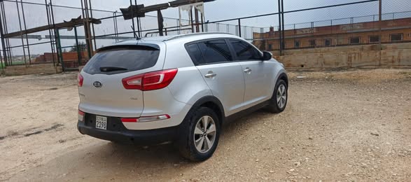 كيا سبورتاج 2011 - صورة 4