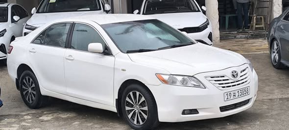 تويوتا كامري 2009 - صورة 2