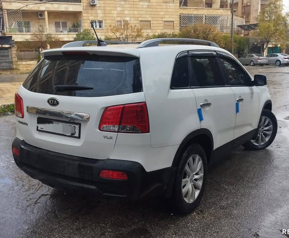 كيا سورينتو 2010 - صورة 1
