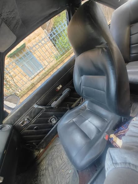 أوبل مانتا 1976 - صورة 3