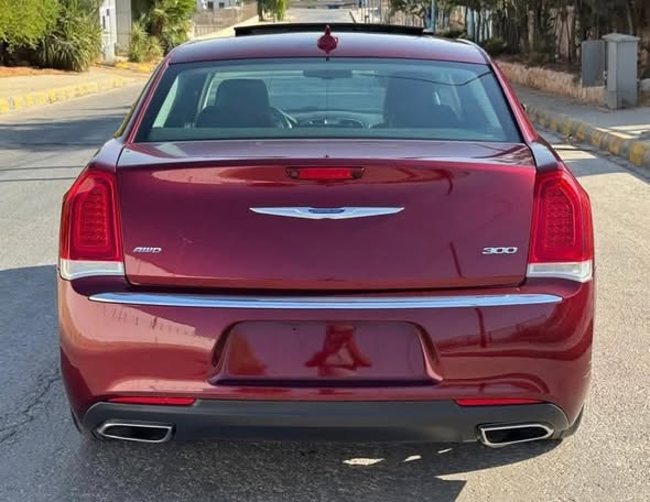 كرايسلر 300 2018 - صورة 2