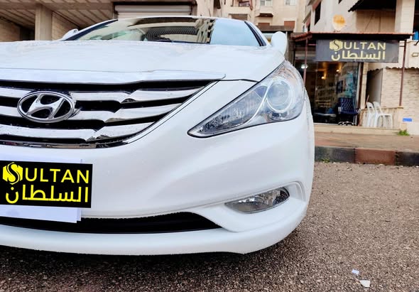 هيونداي سوناتا 2011 - صورة 2