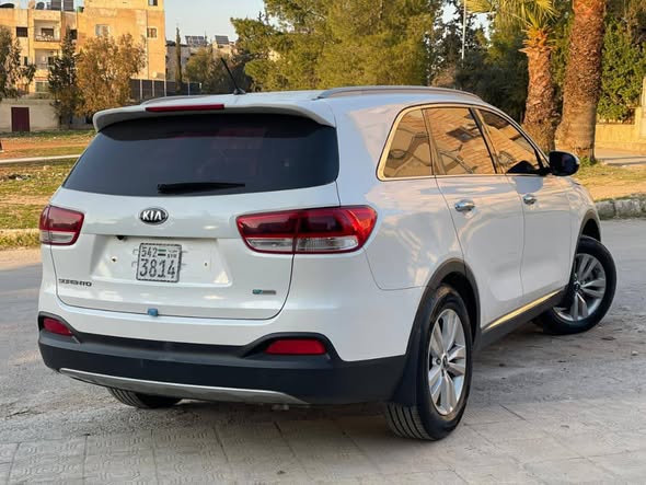 كيا سورينتو 2016 - صورة 2
