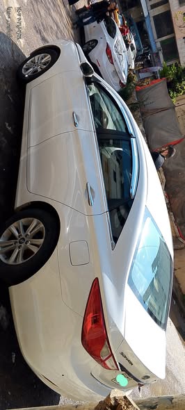 هيونداي سوناتا 2011 - صورة 3