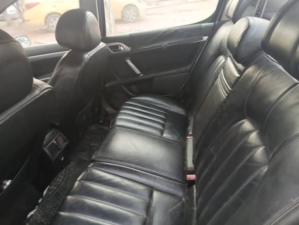 بيجو ٤٠٧ 2009 - صورة 5