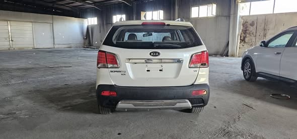 كيا سورنتو 2013 - صورة 4