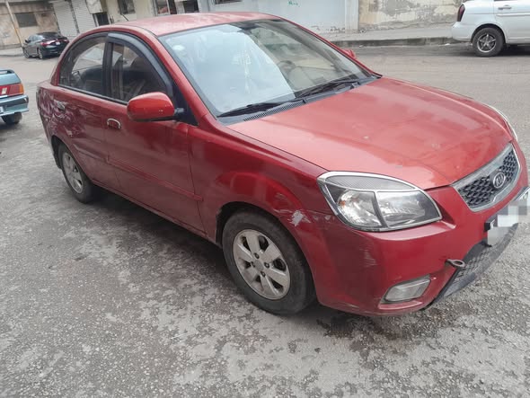 كيا ريو 2011 - صورة 1