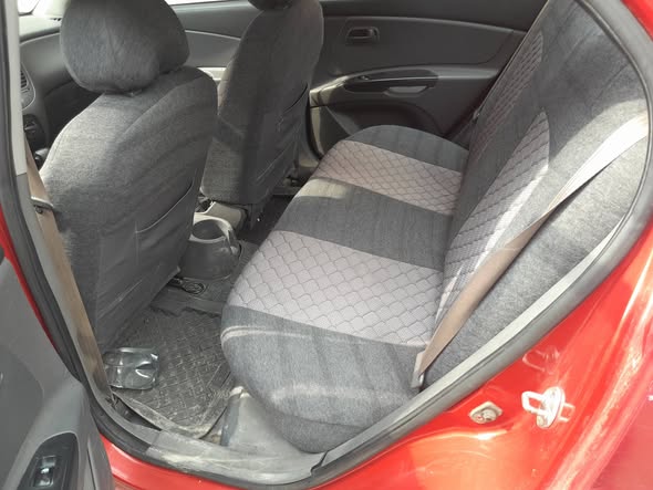 كيا ريو 2011 - صورة 5