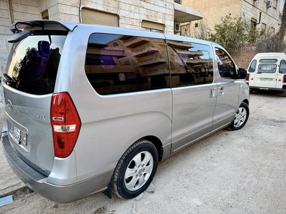 هيونداي ستاريكس 2014 - صورة 2