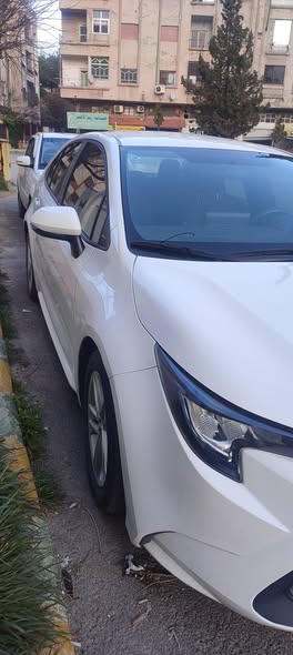 تويوتا ليفين 2023 - صورة 1