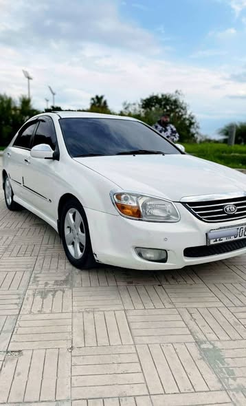 كيا سيراتو 2009 - صورة 1