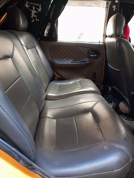 داسيا سوبر نوفا 2003 - صورة 2