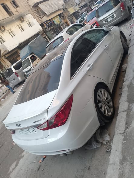 هيونداي سوناتا 2010 - صورة 1