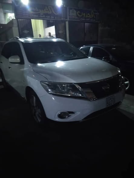 نيسان بادفندر 2013 - صورة 4