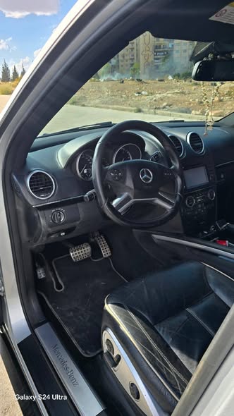 مرسيدس إم إل 300 2011 - صورة 3