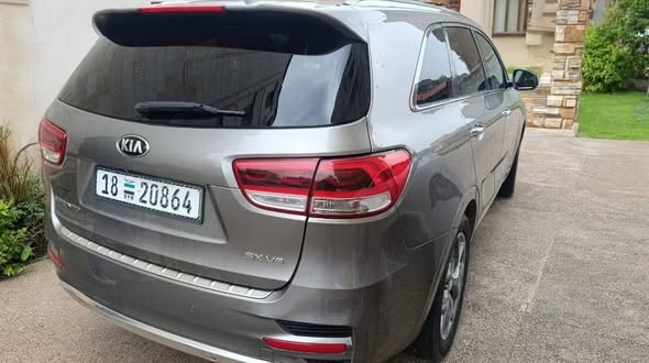 كيا سورينتو SX 2017 - صورة 4