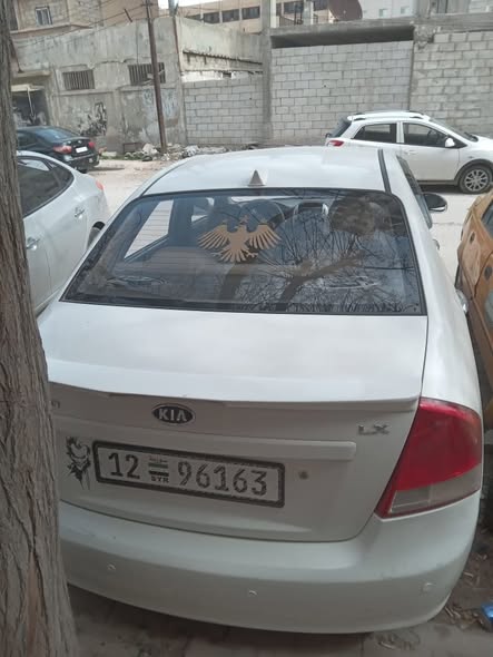 كيا سيراتو 2009 - صورة 3