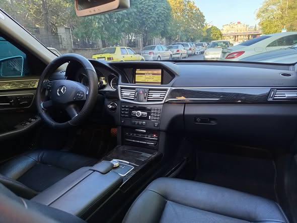 مرسيدس E220 2012 - صورة 4