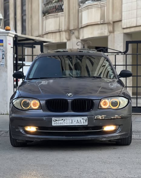 BMW 116i 2008 - صورة 1