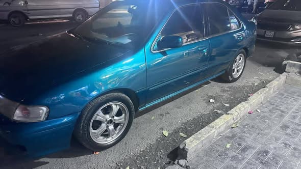 نيسان سوني 1996 - صورة 3