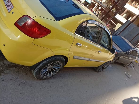 كيا ريو 2011 - صورة 1