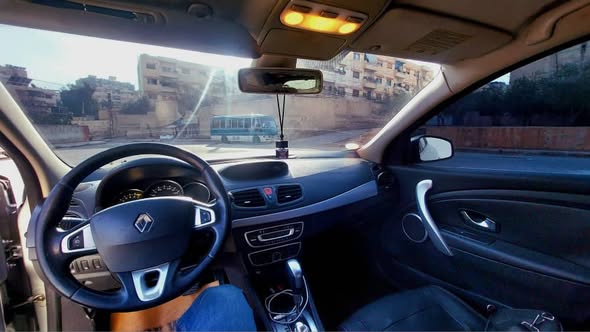 رينو ميغان 2010 - صورة 2