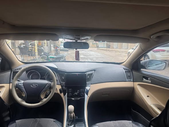 هيونداي سوناتا 2011 - صورة 2